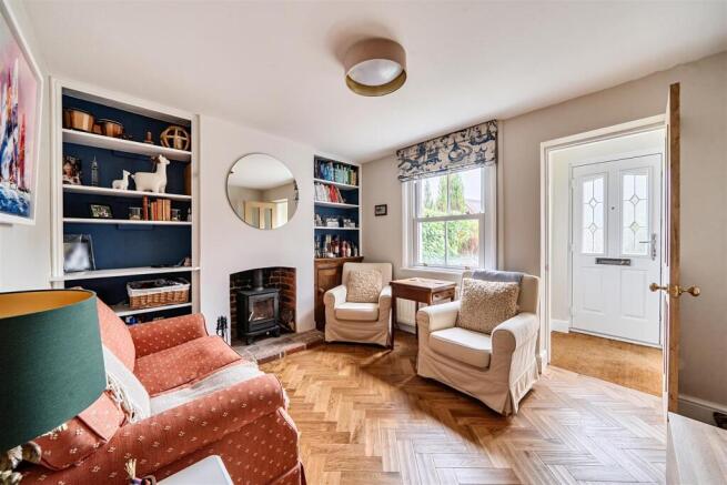 Sitting room 2.jpg