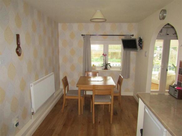 Dining Room.JPG