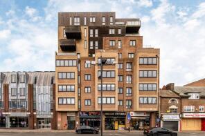 Flat 42, Topaz Apartments, High Street, Hounslow TW3 1AJ