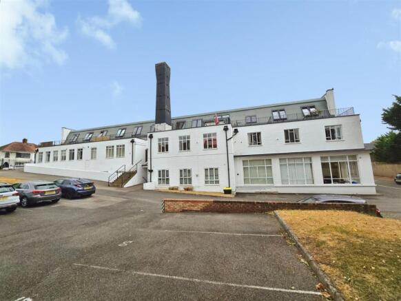 Lime-Grove-External-Showing-Block.jpg