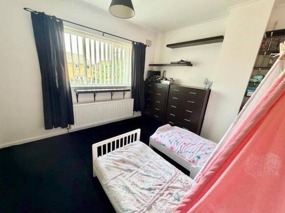 2 bed Semi-Detached for sale Image 11