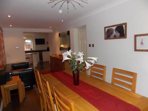 Dining Area/Lounge