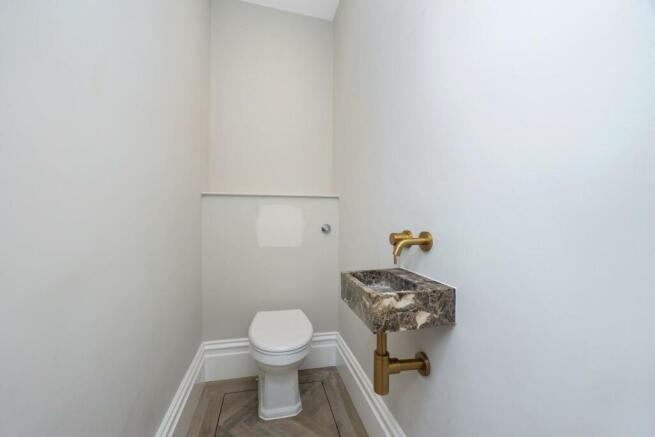 Third Avenue, Flat 11-021.jpg