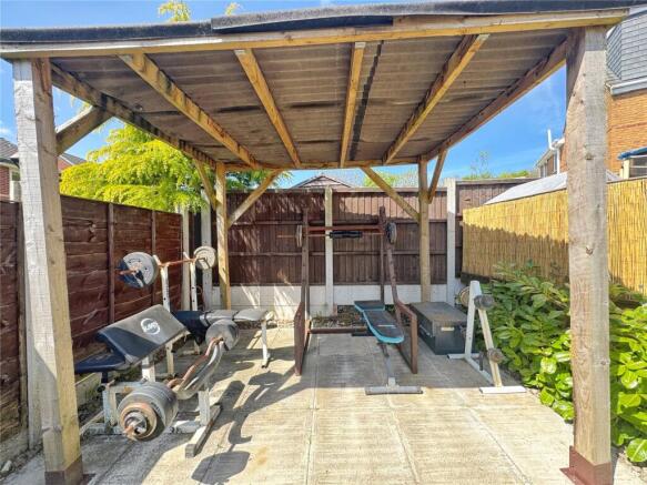 Patio & Pergola