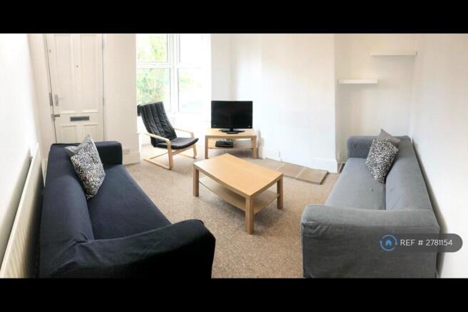 Ground Floor Bedroom/Lounge