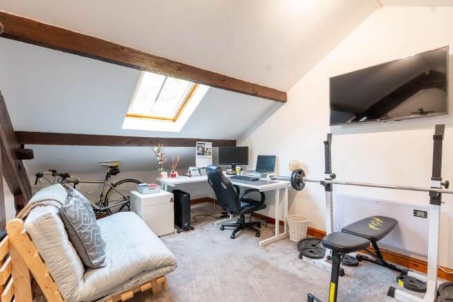 3 bed Barn Conversion for sale Image 11