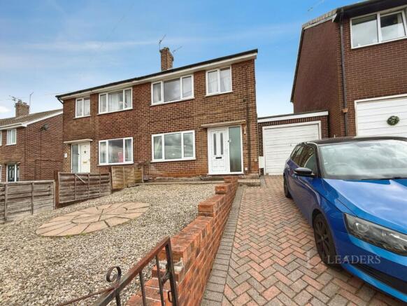 3 bed Semi-Detached to rent in pontefract