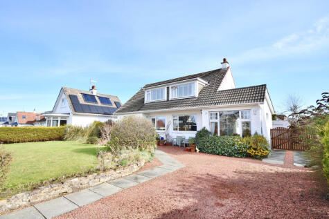 44 Earls Way, Doonfoot, KA7 4HG