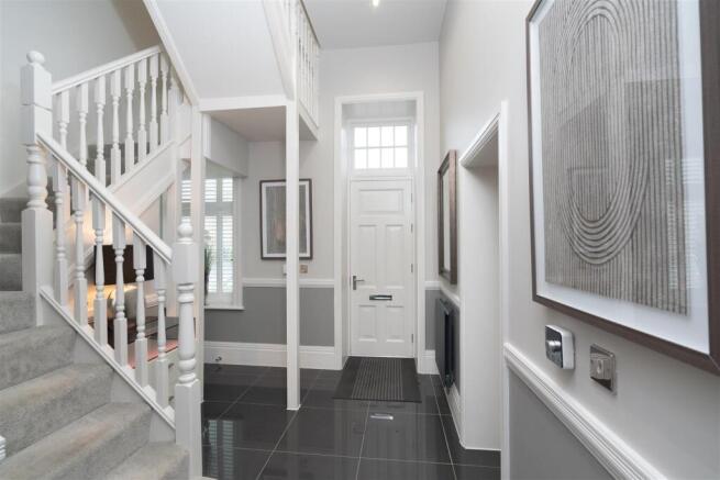 3 bed Terraced for sale Image 9