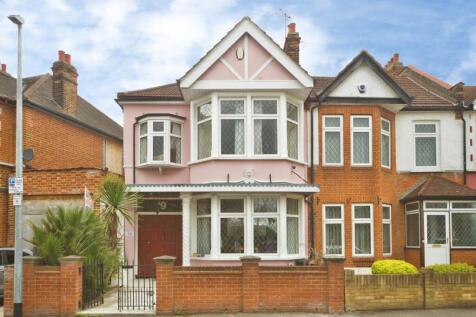 Lake House Road, London, E11