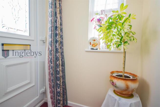 2 bed House for sale Image 8