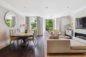 3, Leopold Court, Princess Square, Esher KT10 9BW