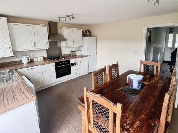 Kitchen dining room