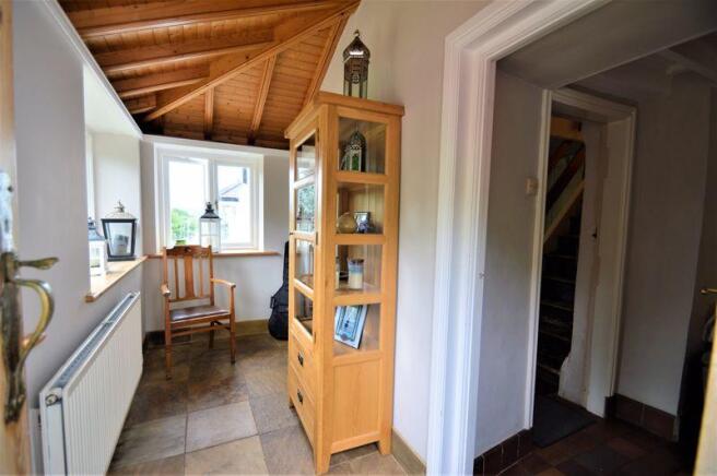 ENTRANCE PORCH
