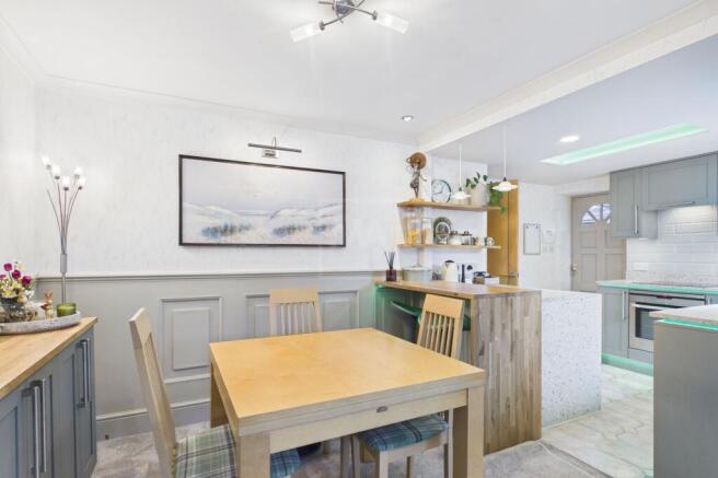 Kitchen/Dining Room