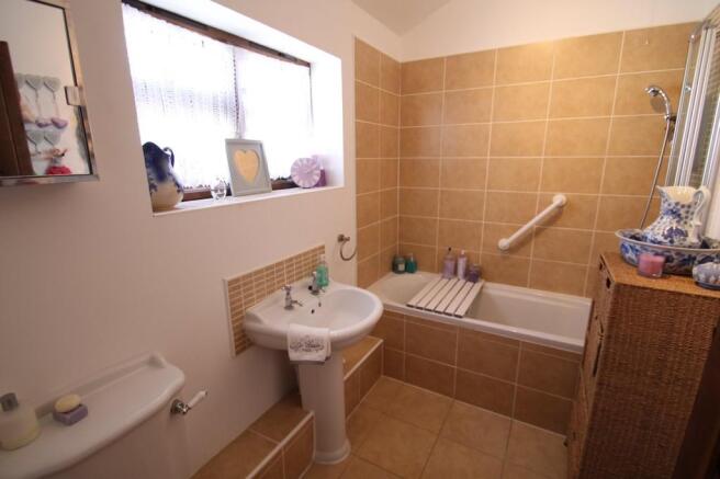 Photo 9