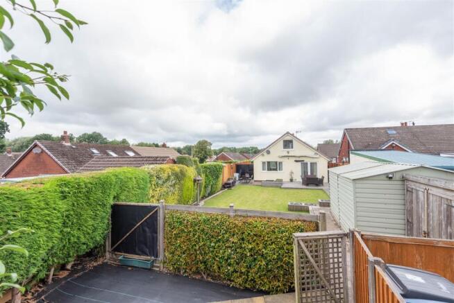 Kirkham Close, Leyland photo 4