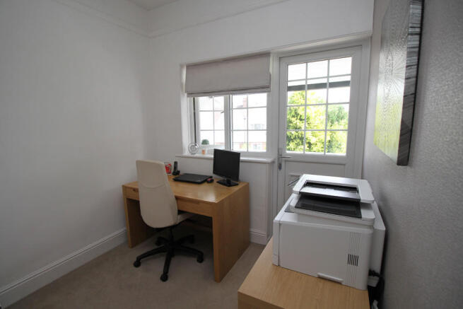 Photo 16