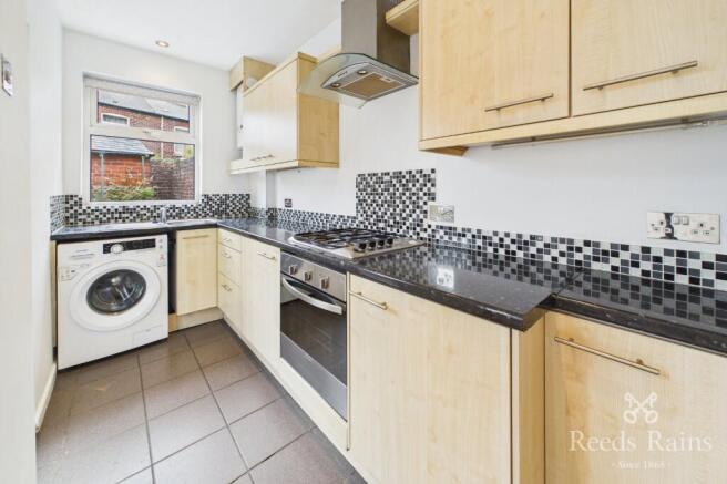 2 bed Terraced to rent Image 7