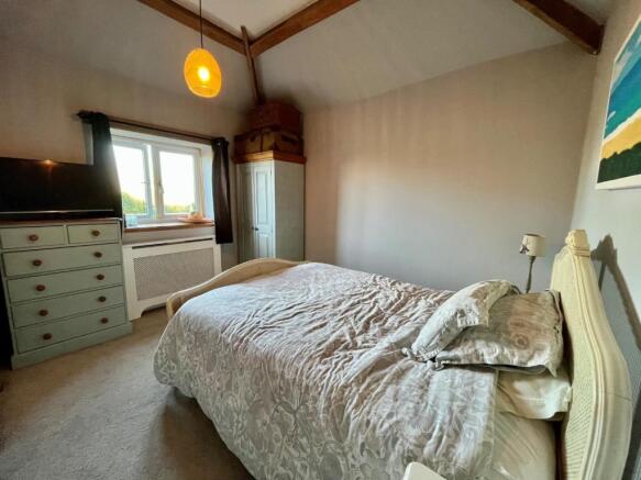bed3.jpg