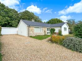 19, Cuckoo Hill Way, Bransgore BH23 8LE