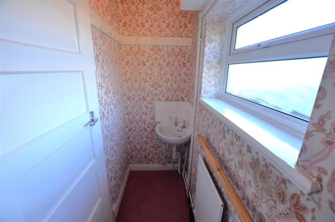 W.c Cloakroom.
