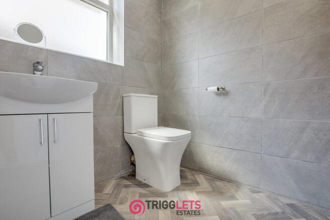 2 bed Detached Bungalow for sale Image 12