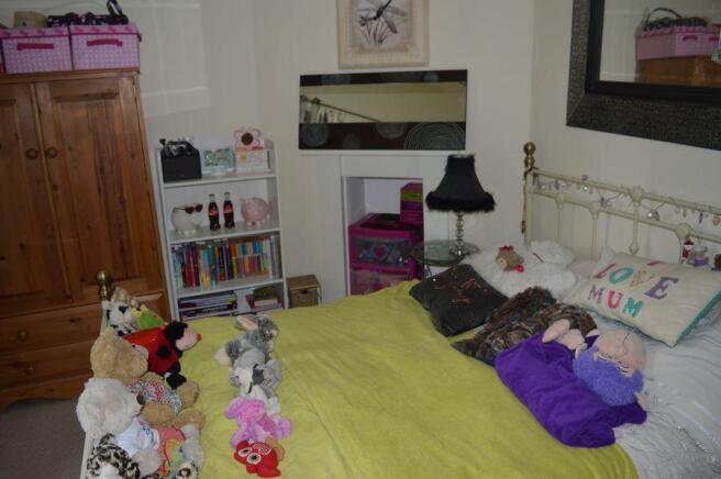 BEDROOM TWO