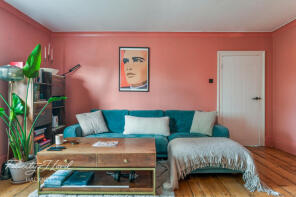 Flat 8, 5 7 Halls Place, Urswick Road, Hackney, London E9 6EG