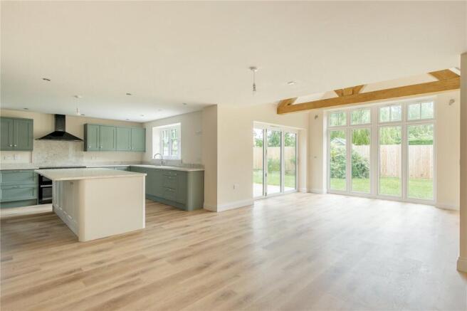 Kitchen/Dining