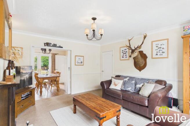 3 bed Semi-Detached for sale Image 12