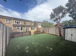 80, Triumph Close, Fareham PO15 6QF