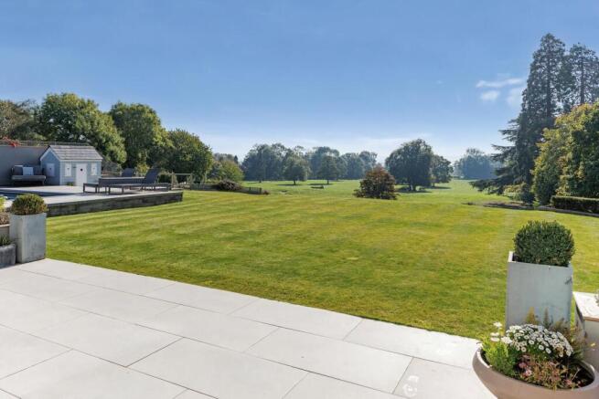 Gardens & Views
