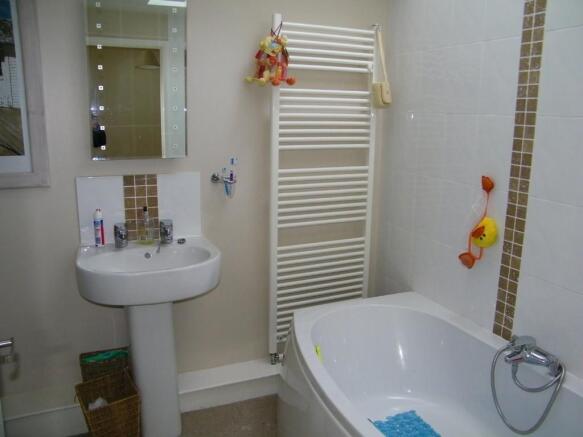 Photo 7