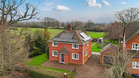 Rickman Close, Arborfield Cross, Reading