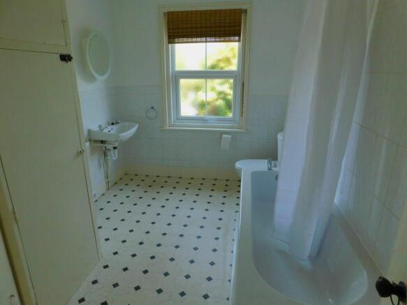 Photo 9