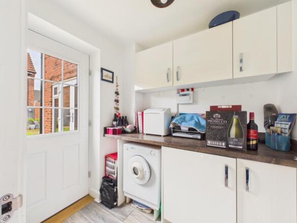 4 bed Detached for sale Image 10