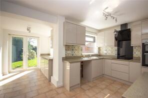 5, Woodhouse Avenue, Bristol BS32 4HT