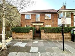 3, Mead Lodge, Southfield Road, London W4 5LA