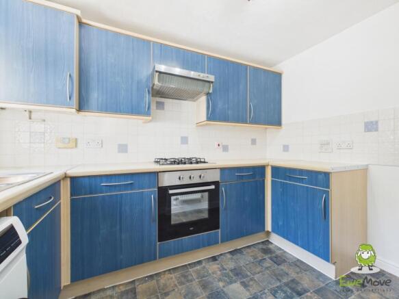 EweMove Estate Agents Basingstoke - Oceana Crescen