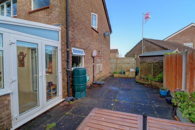 Side patio area
