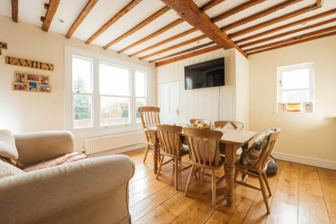 Kitchen/Dining