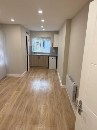 Newly Refurbished, Modern Living in Romford ¿ �