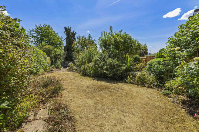 20 Barnhill Close, SL7 3HA (LOW RES)-2