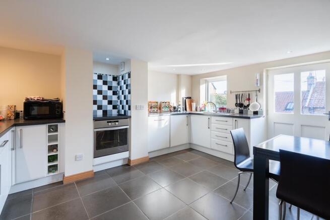 NI KITCHEN