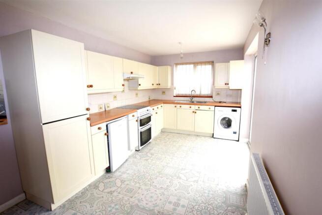 Kitchen / Breakfast Room