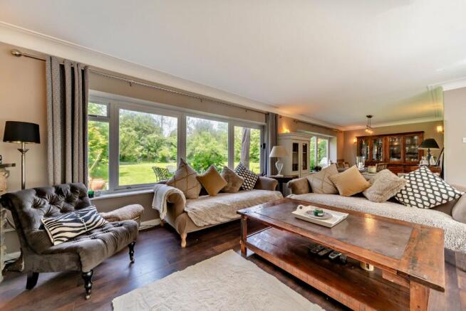 Sitting Dining Room