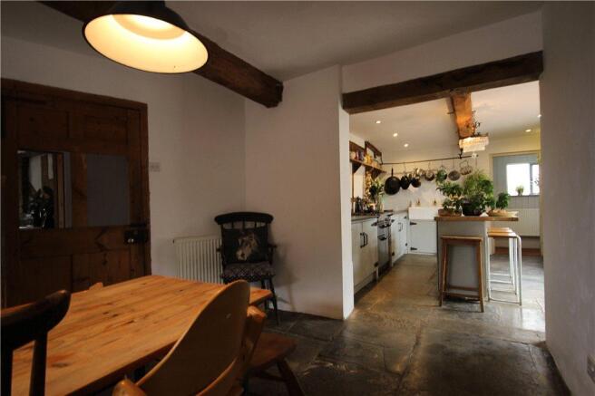 04 Kitchen Diner