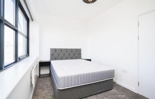 2 bed Apartment to rent Image 5