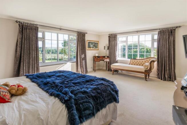 house. estate agent Rudgwick bedroom